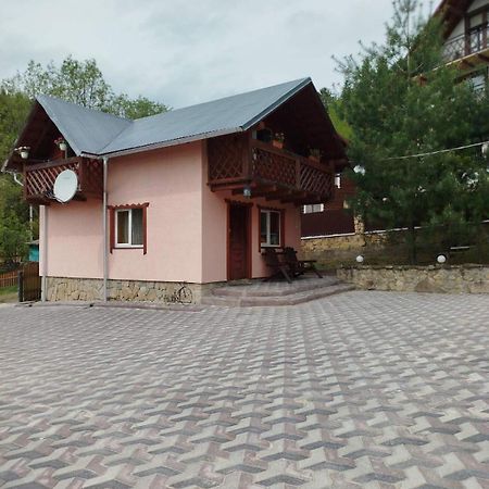 Holiday Home Melodiya Karpat Jaremče Esterno foto