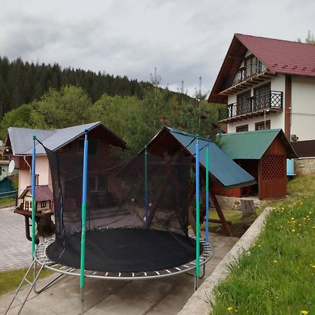 Holiday Home Melodiya Karpat Jaremče Esterno foto