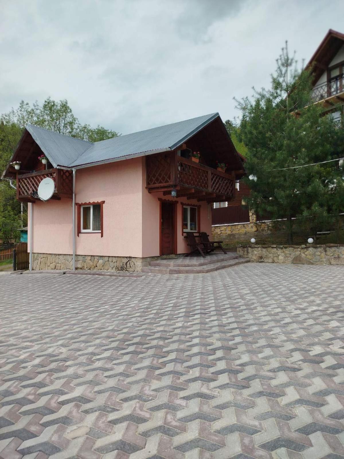 Holiday Home Melodiya Karpat Jaremče Esterno foto